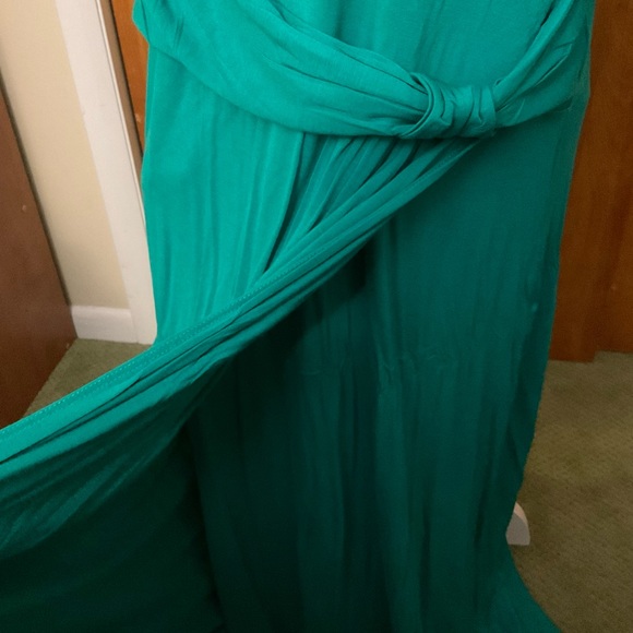 Beautiful special occasion dress! So soft, comfty, easy to care. - Picture 3 of 6